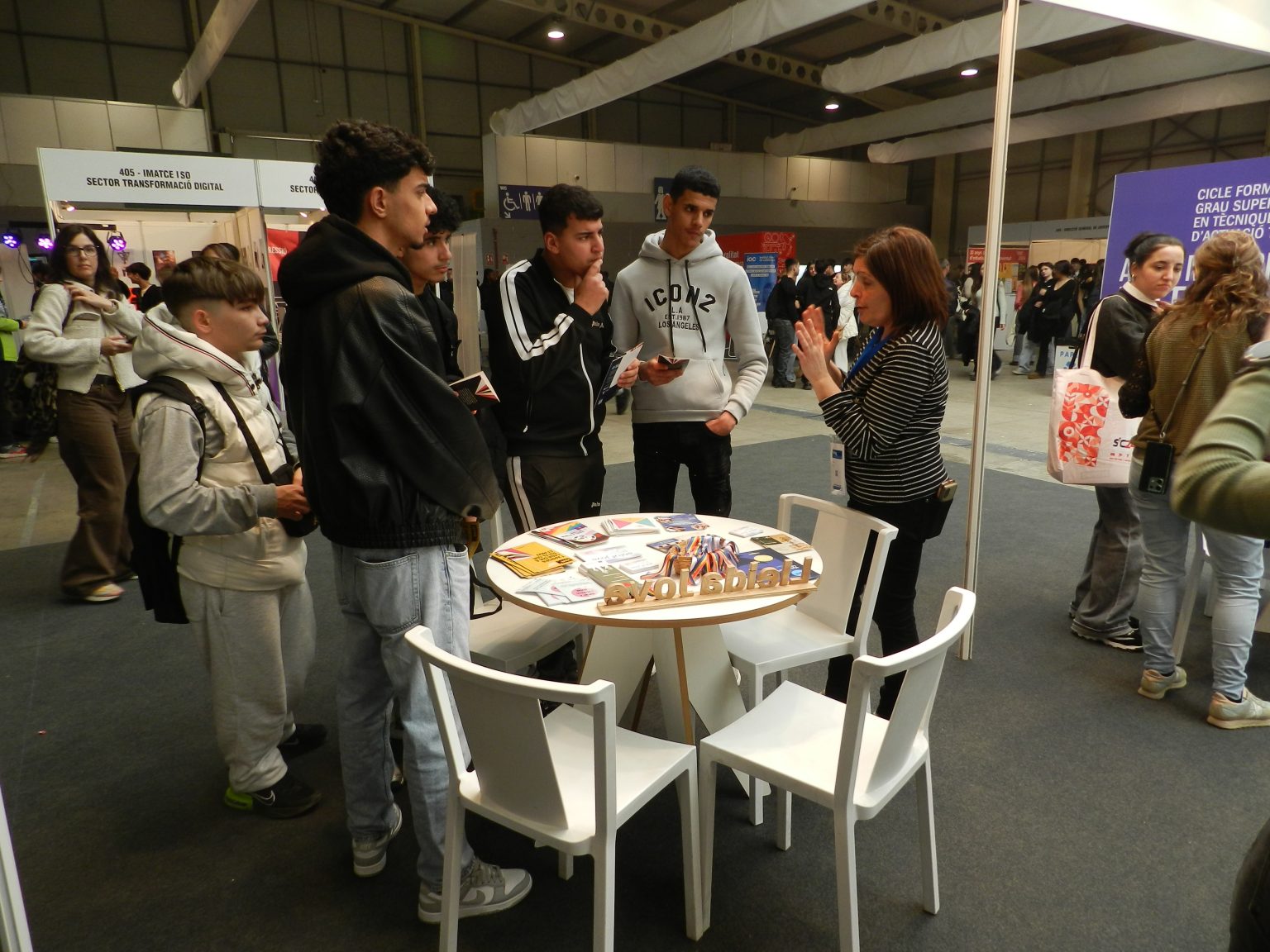 Èxit de la primera jornada de FormaOcupa, amb milers de visitants